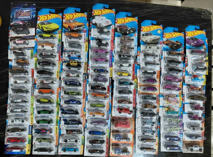Hot Wheels revenda 100un