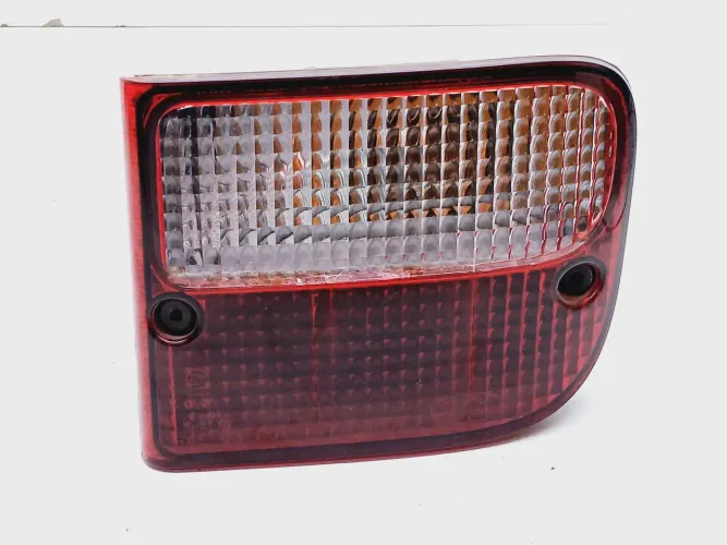 Lanterna Traseira Direita Freelander 2.5 2006 Xfb500180 Direito