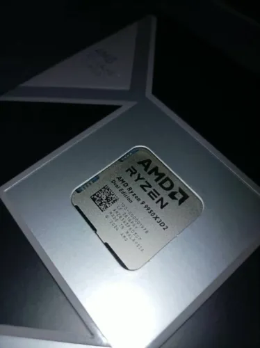 (12x cartão) Amd Ryzen 9 9950x3d2 Dual Edition