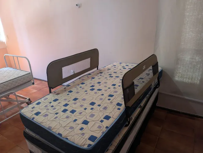Grade lara proteção de cama