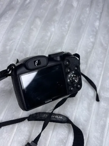 Fujifilm FinePix S2980 para peças ou conserto + bolsa + cartão