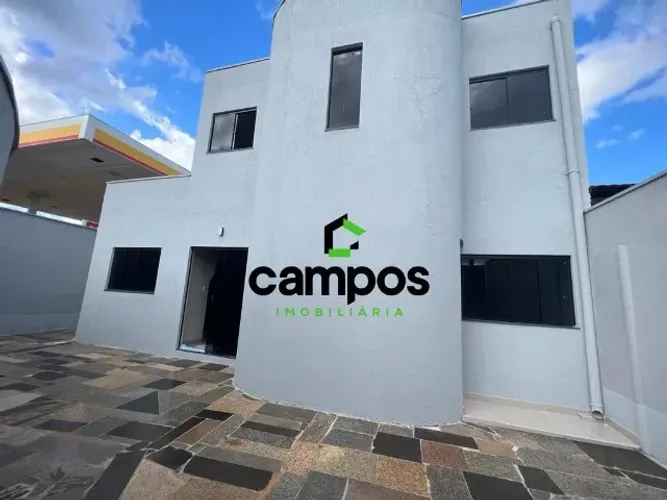 CAMPOS IMOBILIARIA VENDE SOBRADO DE ALTO PADRÃO NA 110 NORTE!