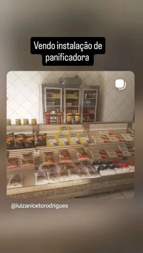 Vendo instalação de panificadora completa Interessados falar com Luiz celular WhatsApp 44