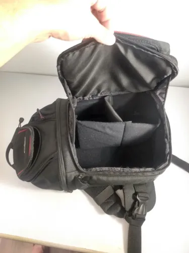 Mochila profissional de cinegrafia Vanguard com cases para lentes