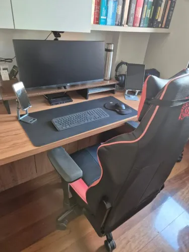Vendo Cadeira Gamer - Seminova