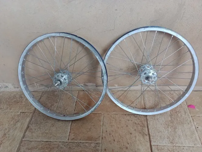 Aros 20 twohard