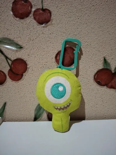 Pelúcia chaveiro Mike Wazowski Mc donalds