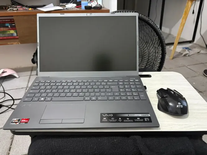Notebook em perfeito estado