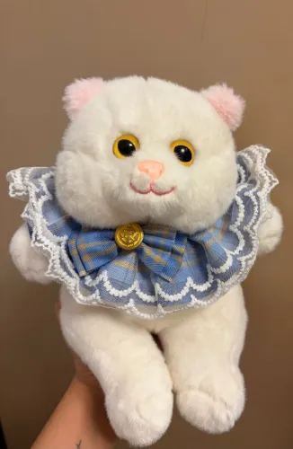 Gato charmoso pelúcia 
