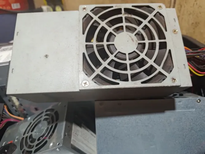 Fonte Slim Mini ATX 300W FSP300-60SV