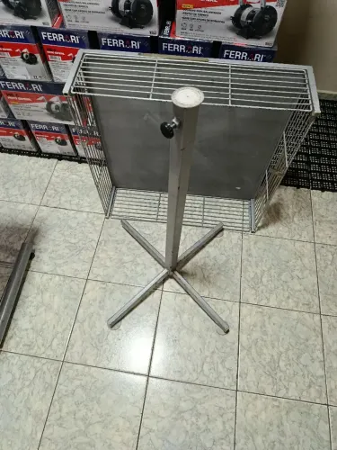Banca de roupas 