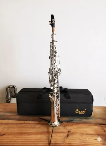 Sax Soprano Reto Novo 