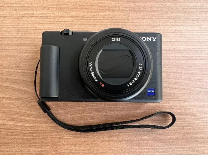 Sony ZV-1 Completa | Caixa + Acessórios Originais + Cartão 64GB | Estado de Nova