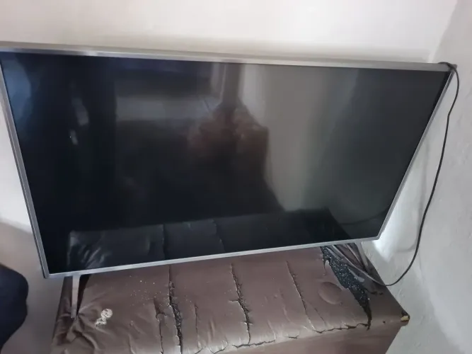TV 43polegada 4k LG Smart quem queria concerta TV marca boa ou retirada de peças 