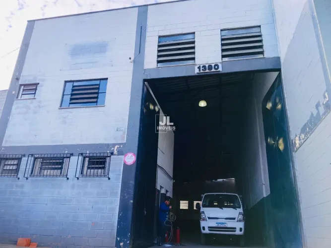 Galpão Comercial à Venda em Várzea Paulista-SP, Jardim Paulista: 1 Sala, 3 Banheiros, 2 Va