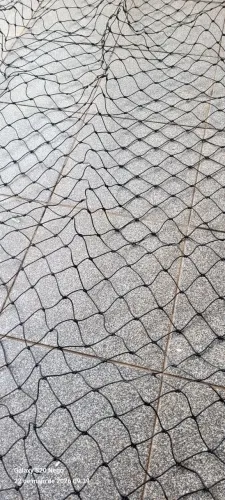 TELA PROTETORA DE 4 METRO BEM CONSERVADA