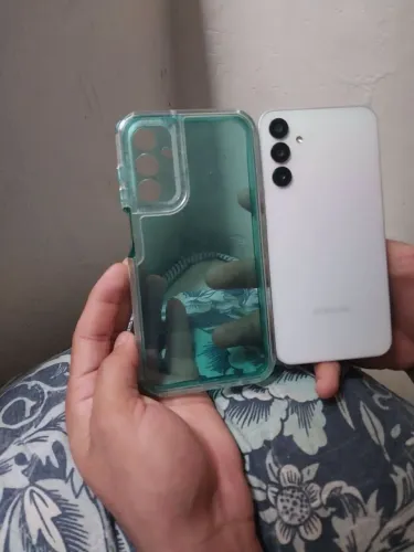Sansung A15 5G somente com película quebrada, vai com a capinha