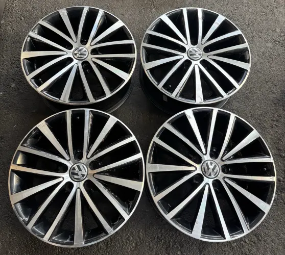 Rodas Jetta TSI aro 17 furacão 5x112 Original 