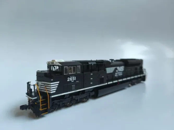Locomotiva SD70ACE NS DCC E SOM HO