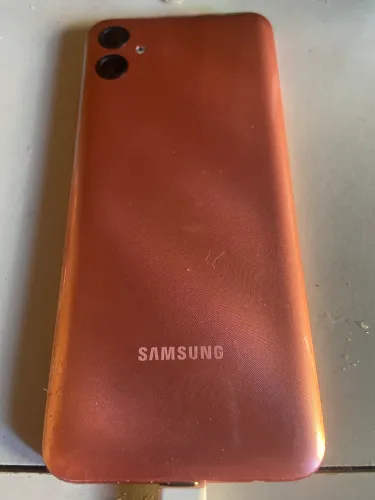 Vendo esse celular