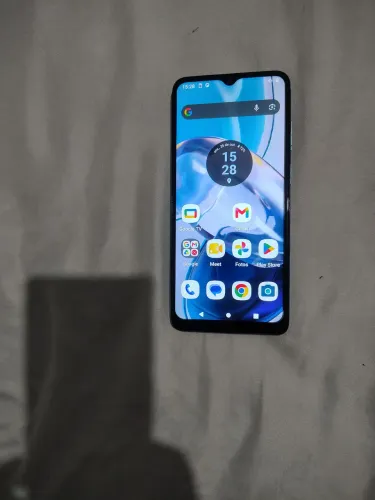 Cel moto E 22 funcionando perfeitamente sem nenhum defeito vai película