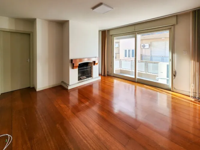 Apartamento de 3 Dormitórios à Venda e para Aluguel na Av. Dom Joaquim em Pelotas RS, com