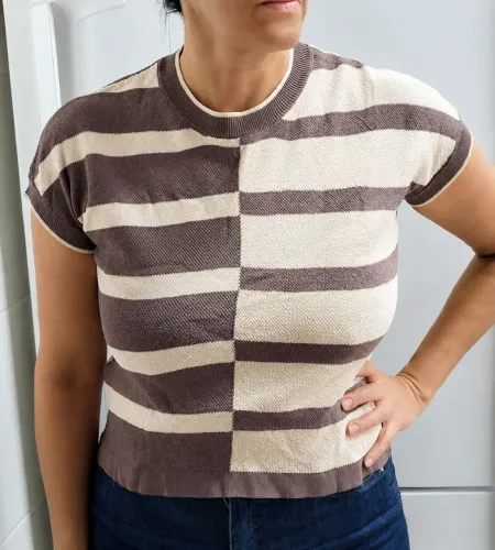 blusa tricot listra bicolor, shoulder, tamanho p veste g