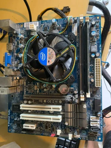 Kit placa mãe + i7 + 4GB