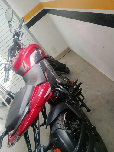 Linda moto super conservada