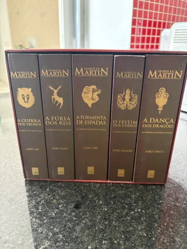 Coleção Game Of Thones ( Guerra dos tronos ) edição de bolso