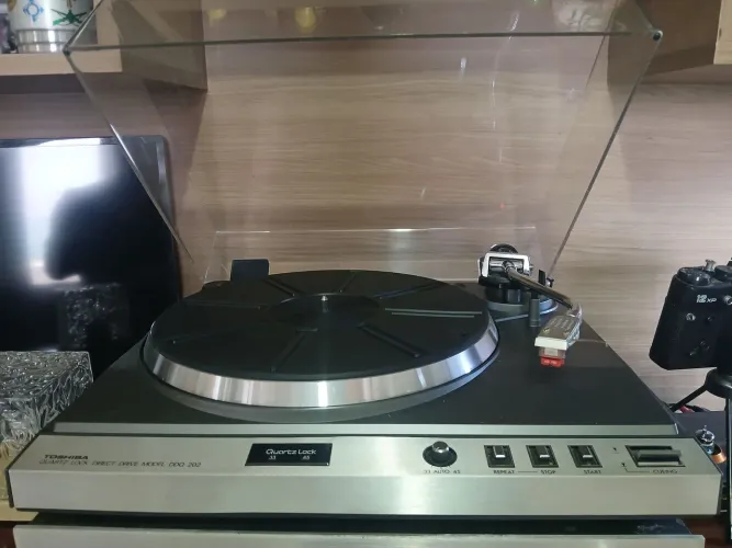 Toca discos Semp Toshiba DDQ 202