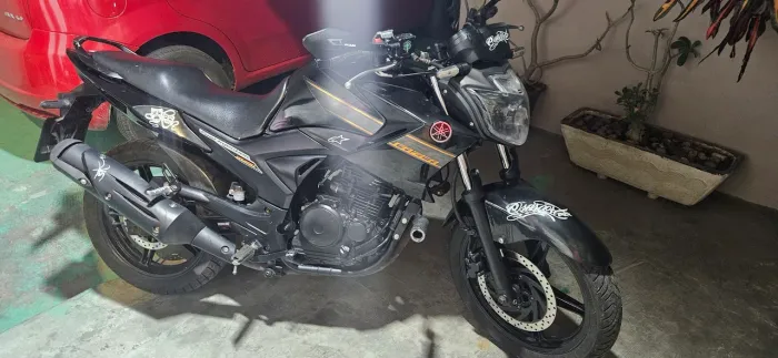 VENDO FAZER YS250 2014, EXTRA!!