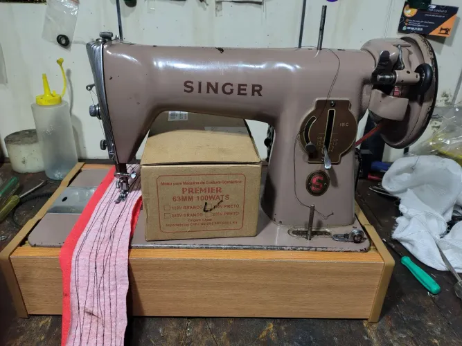 Máquina de costura Singer 15c 127voltz