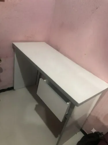 VENDE-SE MESA!