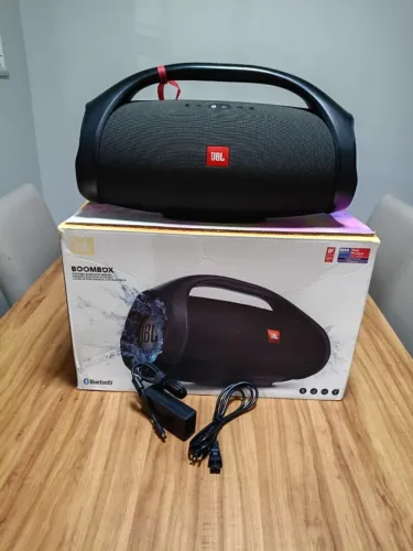 JBL Boombox 1