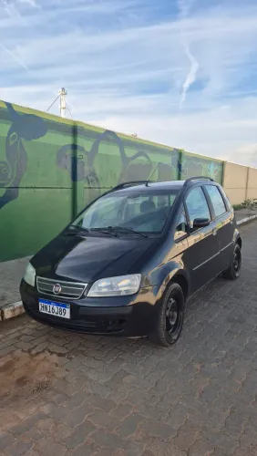 Fiat Idea ELX 1.4 MPI Fire Flex 8V 5P 2010