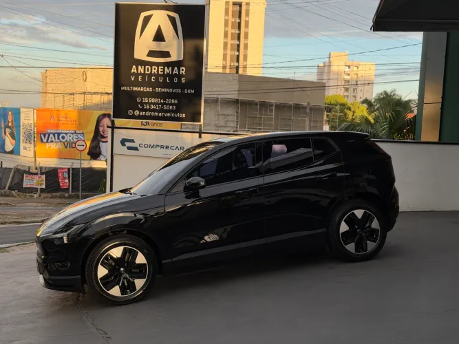 Volvo EX30 E60 Core (elétrico) 2024