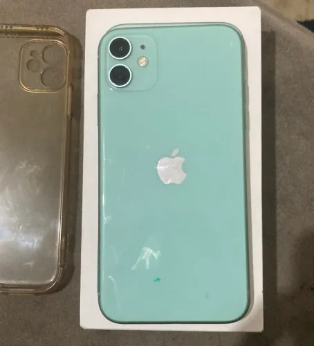 iPhone 11 verde