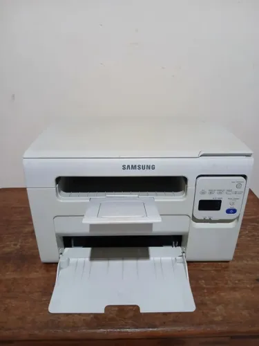 Multifuncional Samsung SCX3405, usada em bom estado de conservação.