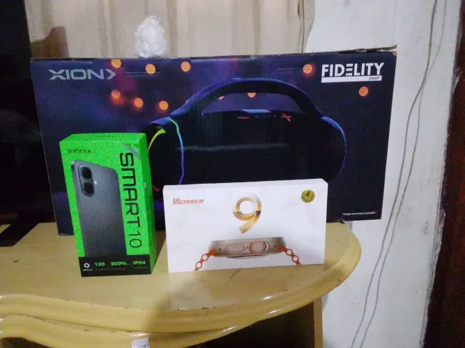 Kit combo promocional celular relógio e caixa de som