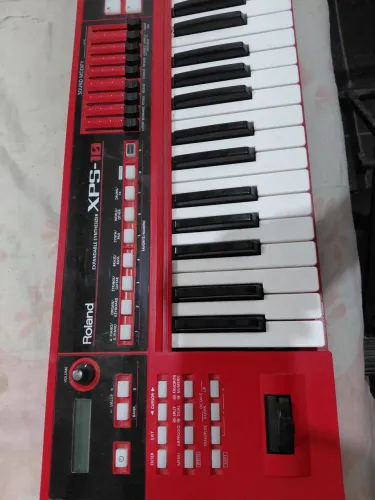 Teclado Roland xps 10 pra sair logo (seminovo)