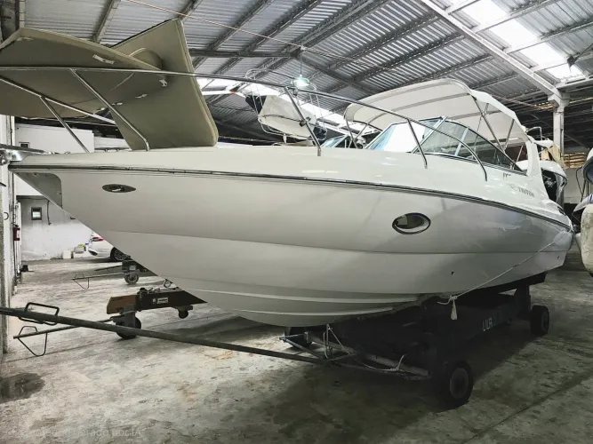 Triton 275 ano 2014 com Mercruiser 320 HP - Não Focker Phantom FS