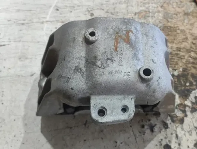 Coxim Motor Lado Direito Audi A3 Bora 2.0 2001 2002