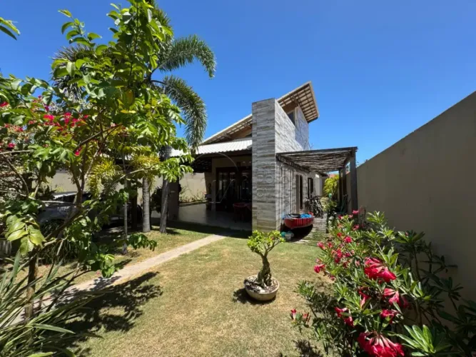 Casa com 3 Quartos e Área Gourmet à venda na Praia do Porto da Rua