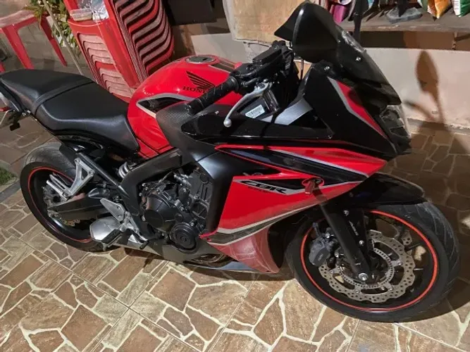Honda CBR 650F 2019 | Semi Nova | Excelente Estado | Aceito Troca