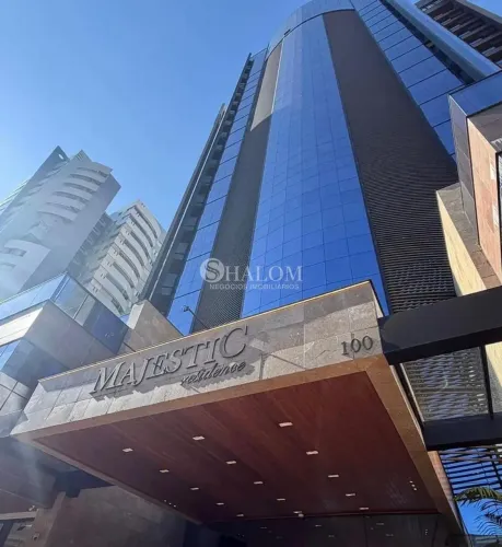 Apartamento à venda em Maringá, Zona 01, com 4 suítes, com 266 m², Majestic Residence