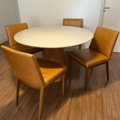 Mesa de Jantar + cadeiras Abracasa Redonda Vidro Off White