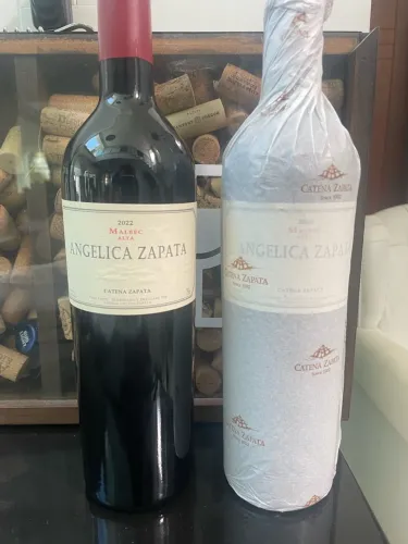 Vinho Angélica Zapata