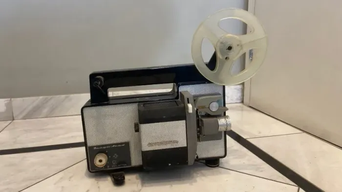 Projetor Vintage Fujica 8 Magicload - Décor e Coleção