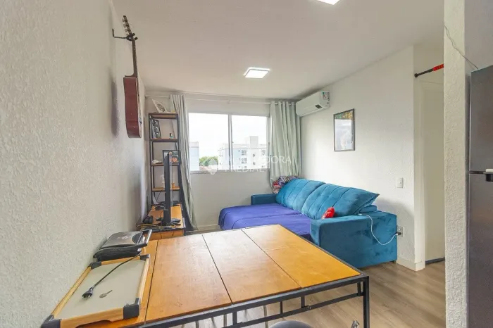 Apartamento à venda em Estância Velha com 41 m² e 2 dormitórios/quartos disponíveis.